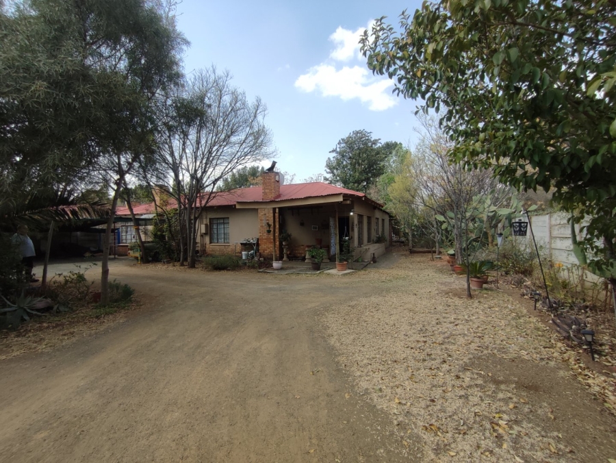 4 Bedroom Property for Sale in Noordhoek Free State